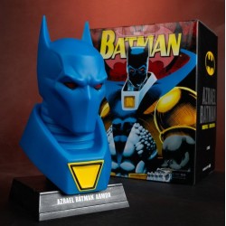 Batman DC Direct Mini-Replica 1/3 Azrael Batman Mask (Batman: Knightfall) (Gold Label Collection) 18 cm